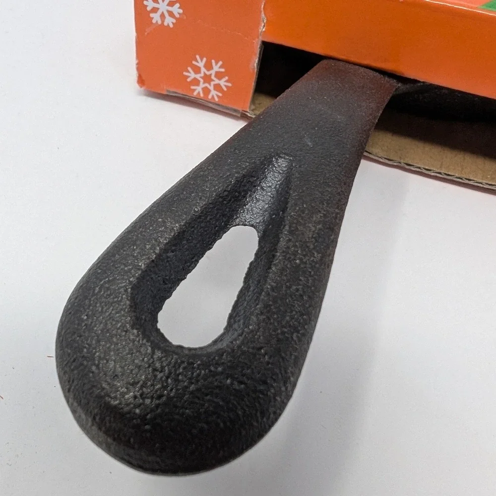Reese's Peanut Butter Cookie Skillet Kit with‎ Mini Cast Iron Pan Holiday Gift